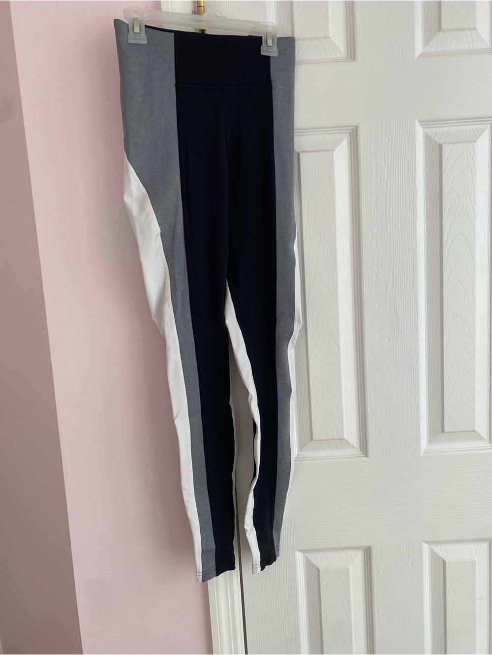 Athleta Black Crest Colorblock Tights